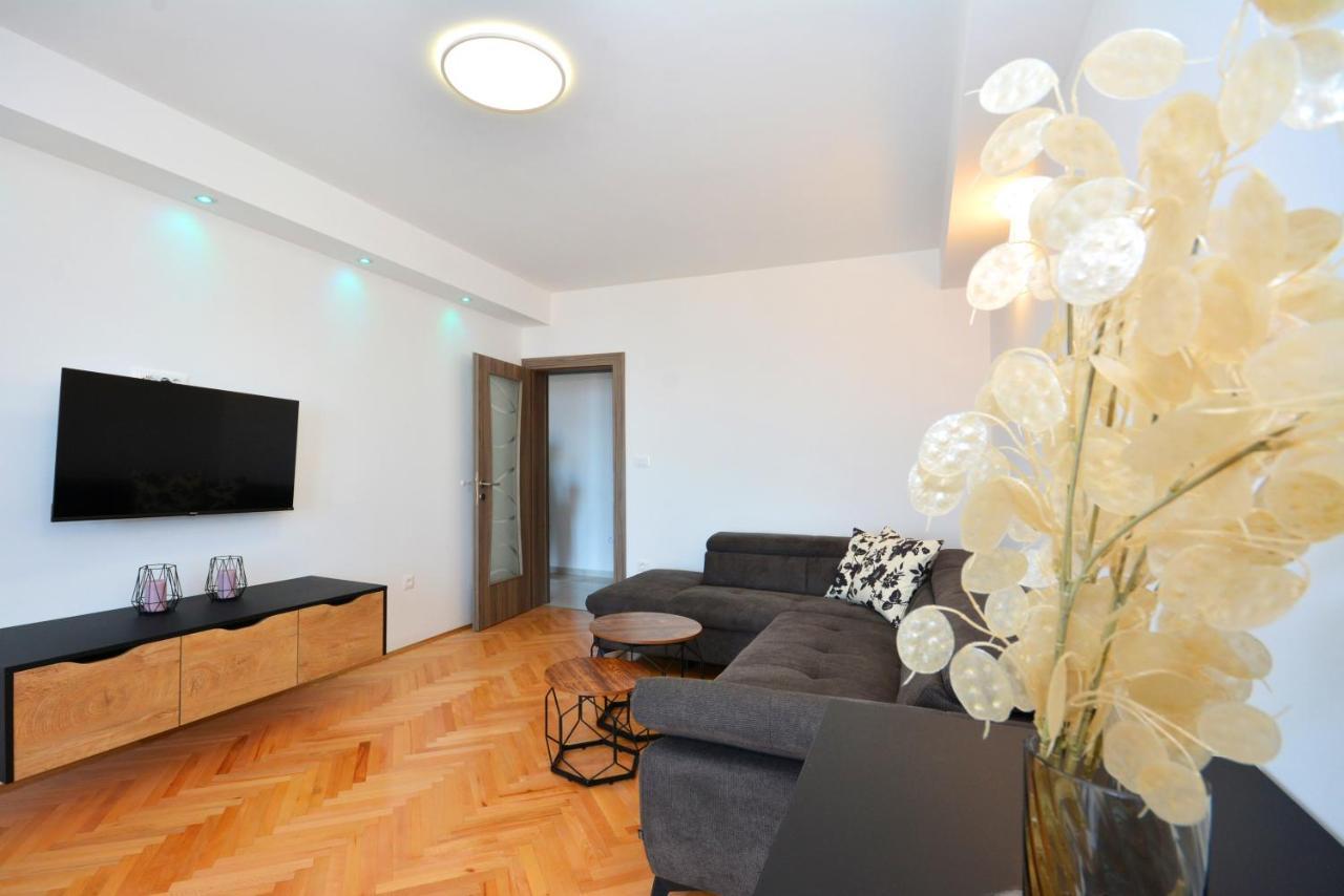 Apartments Radeljic Podstrana Exteriör bild